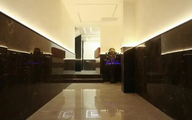 The Lake Hotel