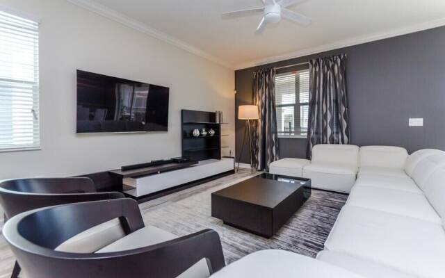 9-Bedroom Villa in Davenport 9036HS