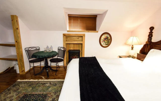 Trail City Bed & Breakfast