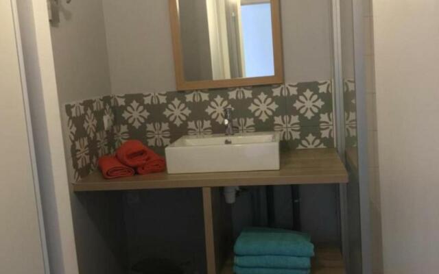 Gîte Saint-André-d'Apchon, 3 pièces, 5 personnes - FR-1-496-143