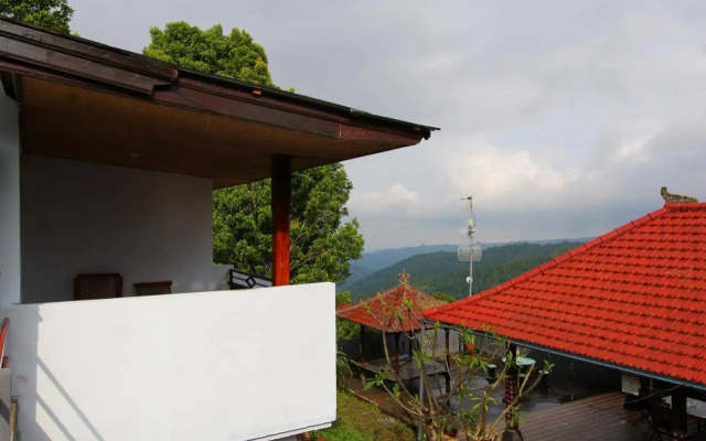 Adila Warung And Homestay
