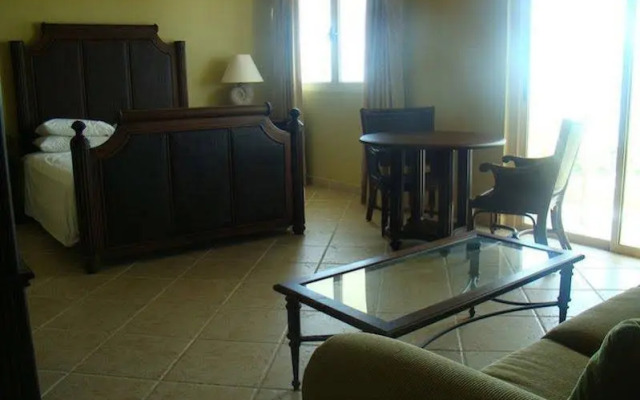 Sea Breeze Hotel