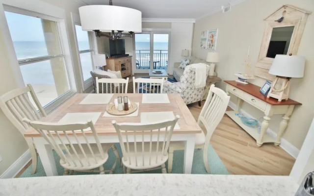 Sea Coast Gardens III 406