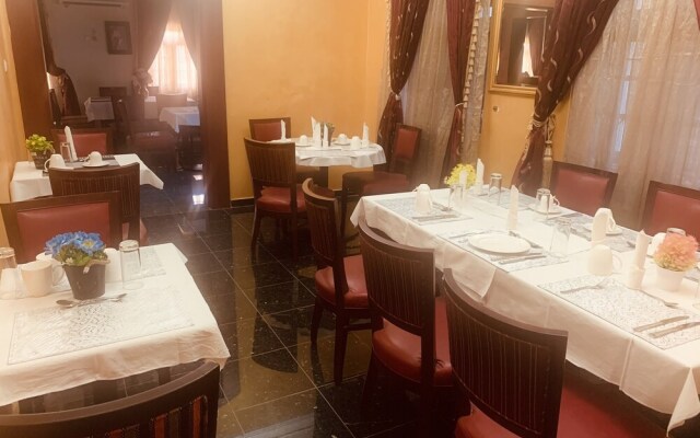 Inkova apartment and suites