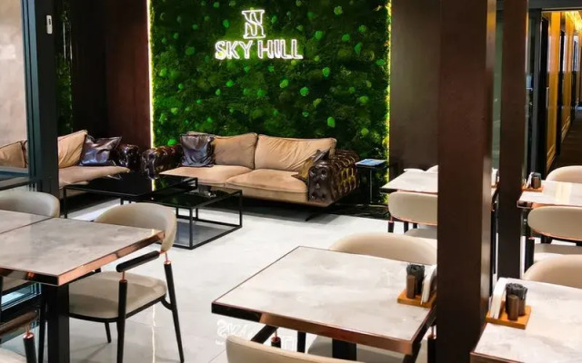 Sky Hill Hotel
