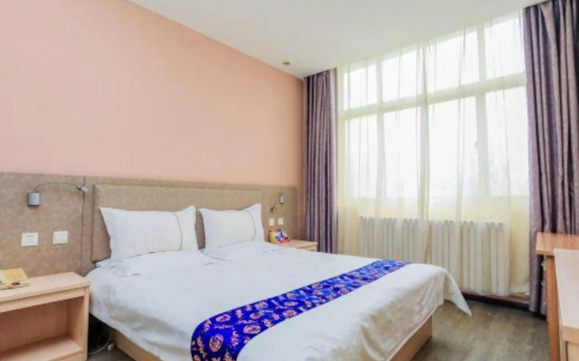 Jinglong Express Inn