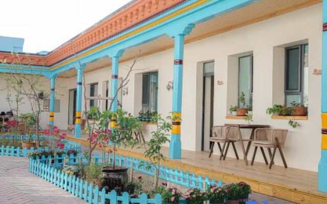 Hua Jian ju min su (liuxingjie branch)