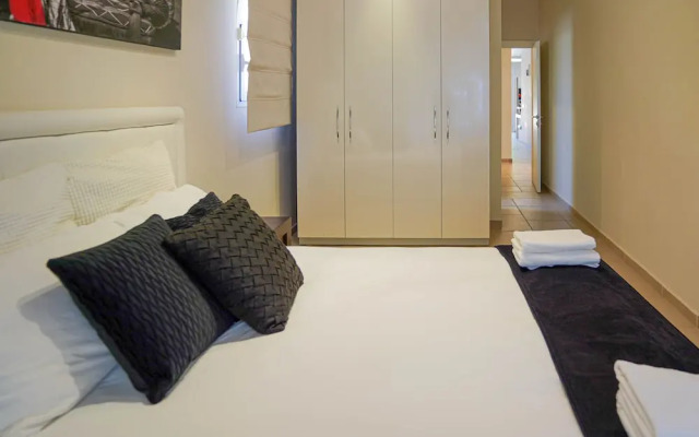 YalaRent Olive Tree Villa with Private Pool
