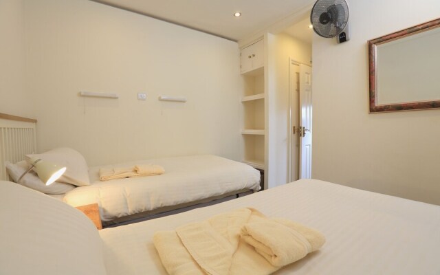 1 the Salcombe
