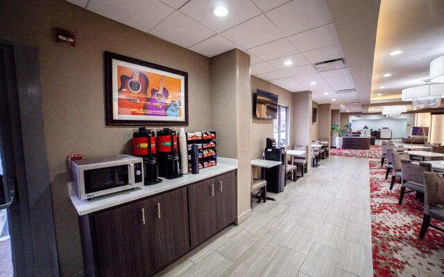 Best Western Downtown Plus Music Row