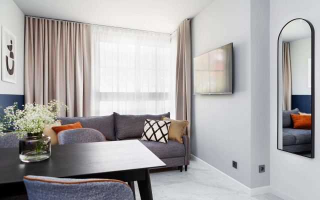 H11 Aparthotel
