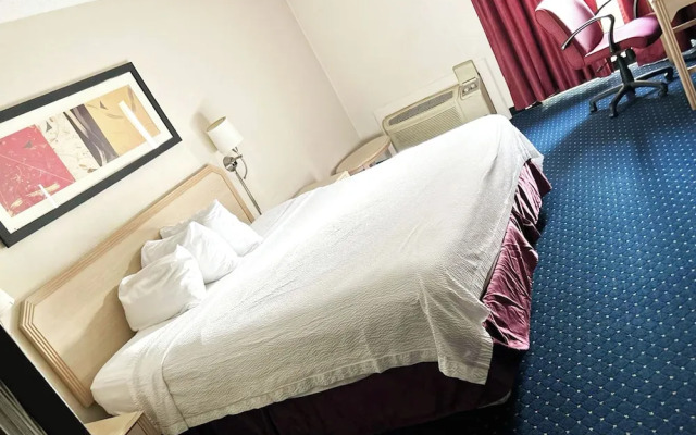 Blue Way Inn & Suites La Crosse