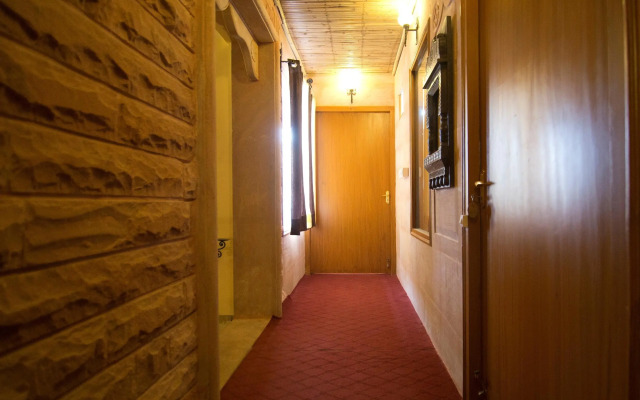 Apnayt Villa - A Luxury Homestay