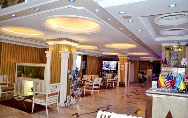 Grand Mark Hotel
