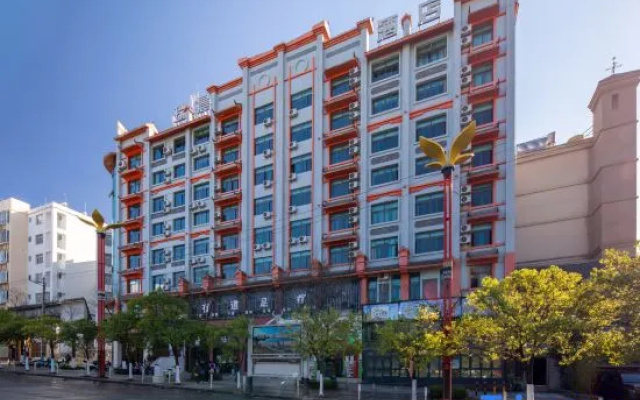 RuiChen Hotel