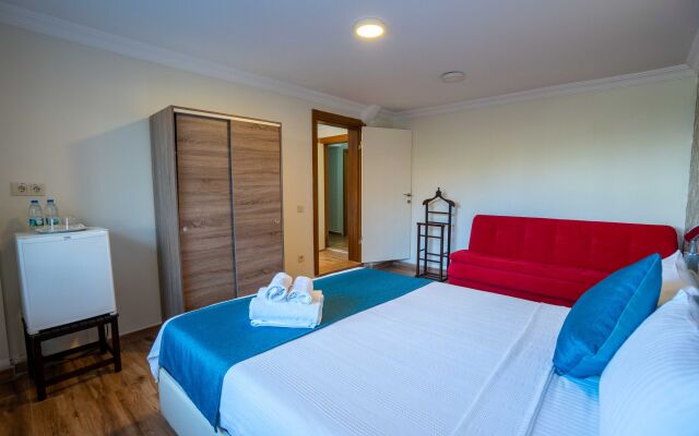 Cunda Giritlioğlu Otel Adult Only +12