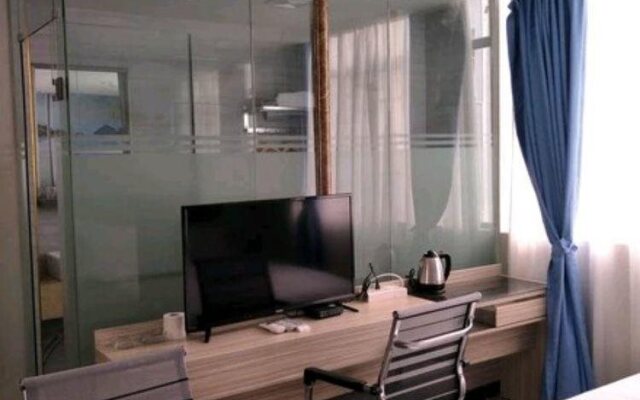 Central Theme Hotel by OYO Rooms