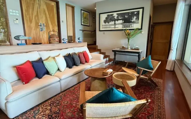 Ambong Pool Villas - Private Pool