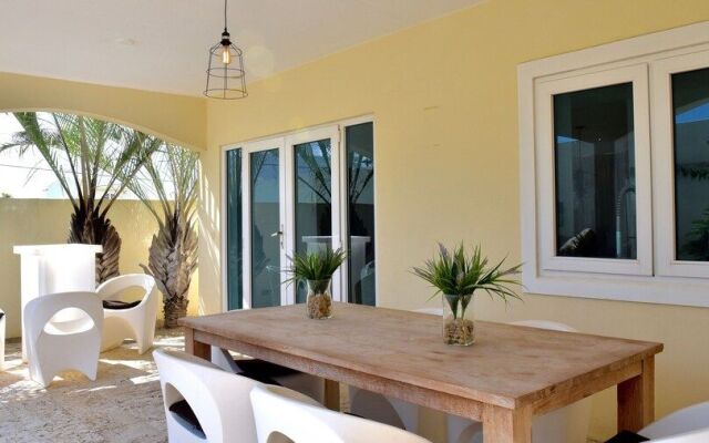 Villa Thalis