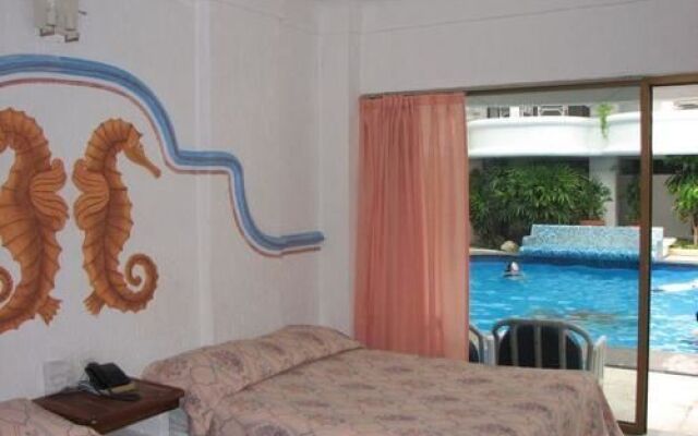 Hotel & Suites Plaza Manzanillo