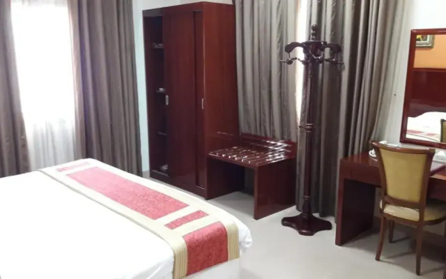 Safeer Plaza Hotel