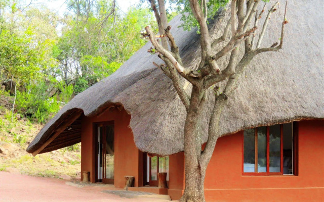 Zebras Crossing Lodge
