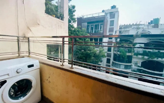 BluO 1BHK Select Citywalk MAX Saket, Balcony Lift
