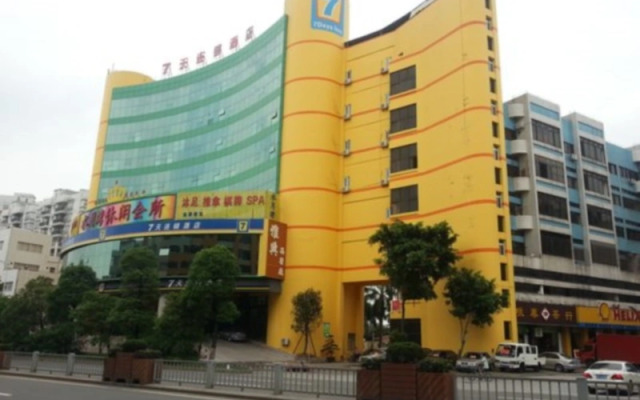 7Days Inn Foshan Chencun Shunlian Square