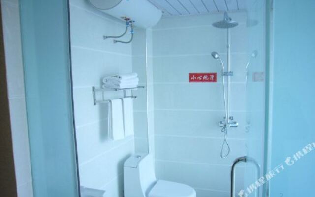 Ruifeng Business Hotel Mount Wudang