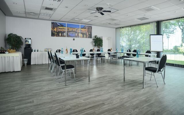 Airport- & Seminarhotel
