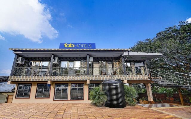 FabHotel Kenders & Grandson