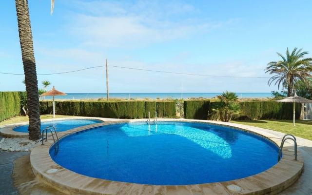 Restful Apartment in Denia near Seabech