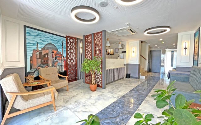 Askadar May Hotel