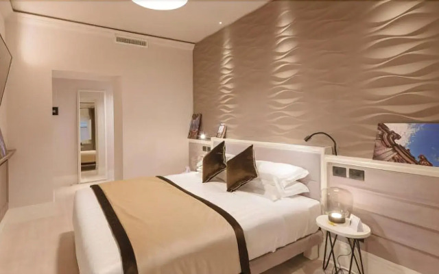 Rhea Silvia Luxury Navona