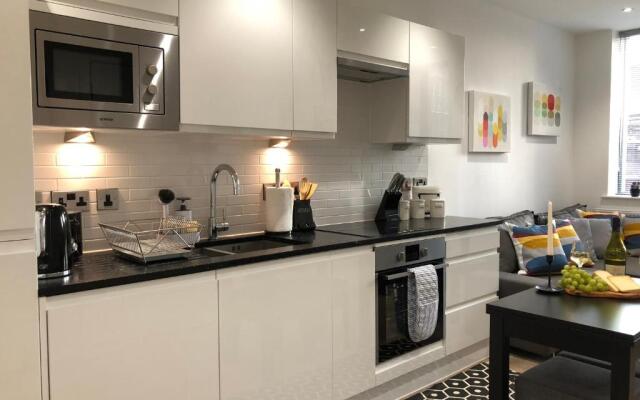 Boutique Collection in Reading by Creatick