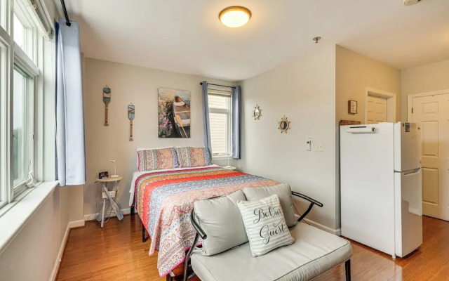 Smith Mountain Lake Condo w/ Pool Access