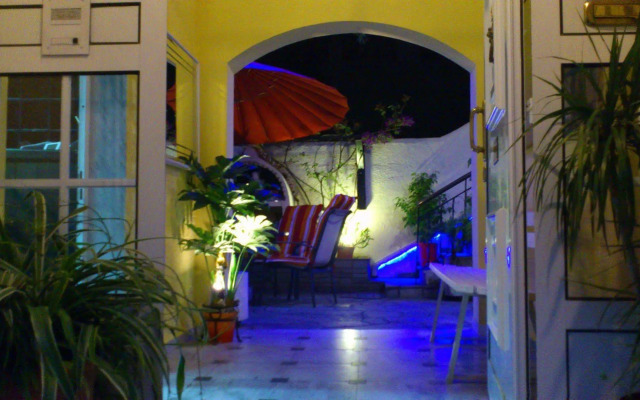 Hotel Petunia