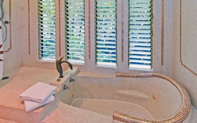 Kailua Ocean View Estate