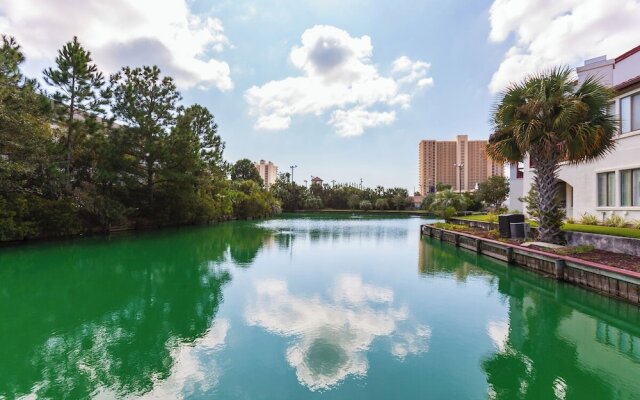 St Thomas Square #1204c