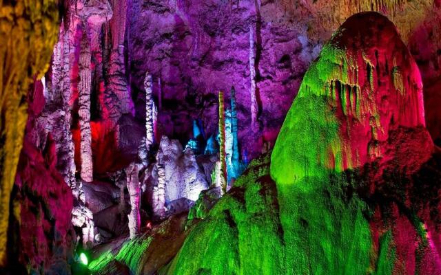 Lavande Hotel·Bazhong Fortune Center