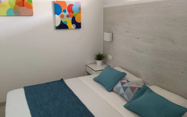 Delicious Los Cristianos,achacay,2bdr & 2bathr Beach Close Wifi Free