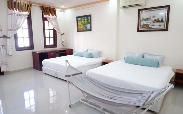 Winter Spring Homestay Center