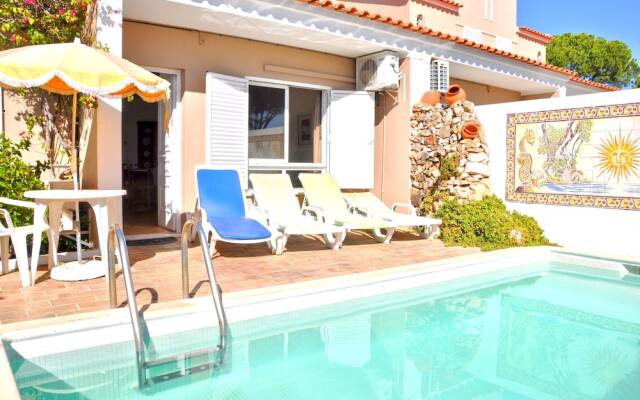 "A Modern, Comfortable and Well Equipped Linked Villa With Private Pool and A/c"