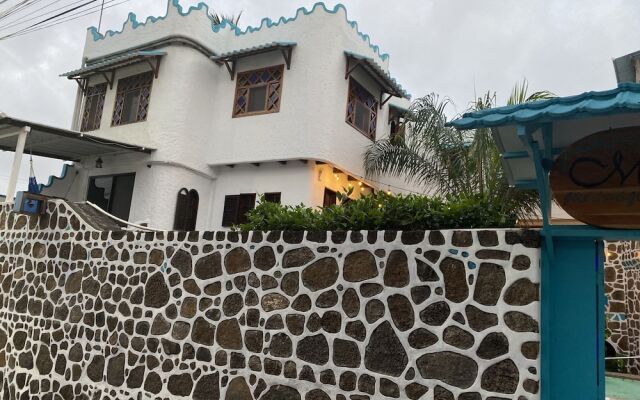 Maidith Galapagos Inn