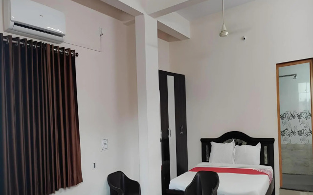 Sri Anjaneya Residency by OYO Rooms