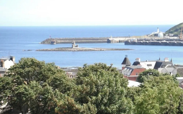 Arrandale House