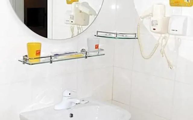 Home Inn Changchun Jianshe Street