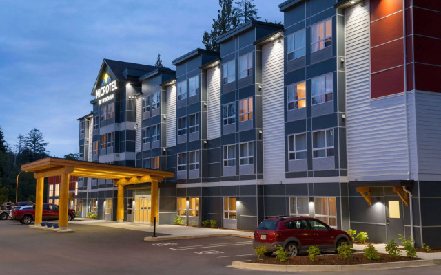Microtel Inn & Suites by Wyndham Oyster Bay