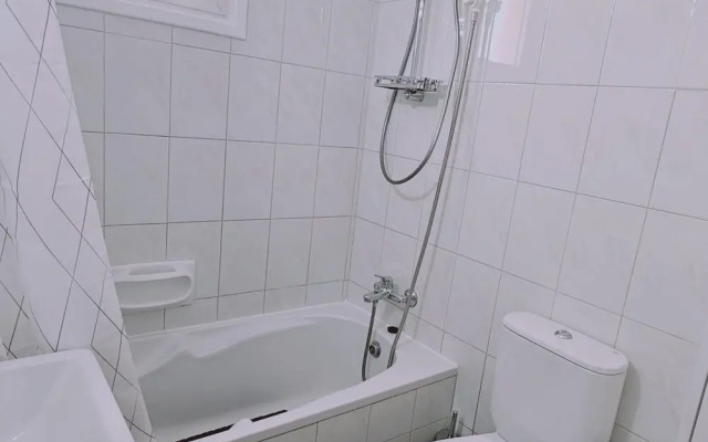103 LCA - Stay Green Apartment