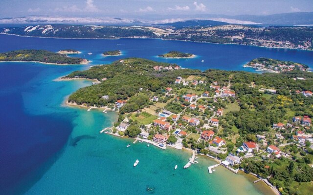 Nice Home in Rab With Sauna, Wifi and 3 Bedrooms